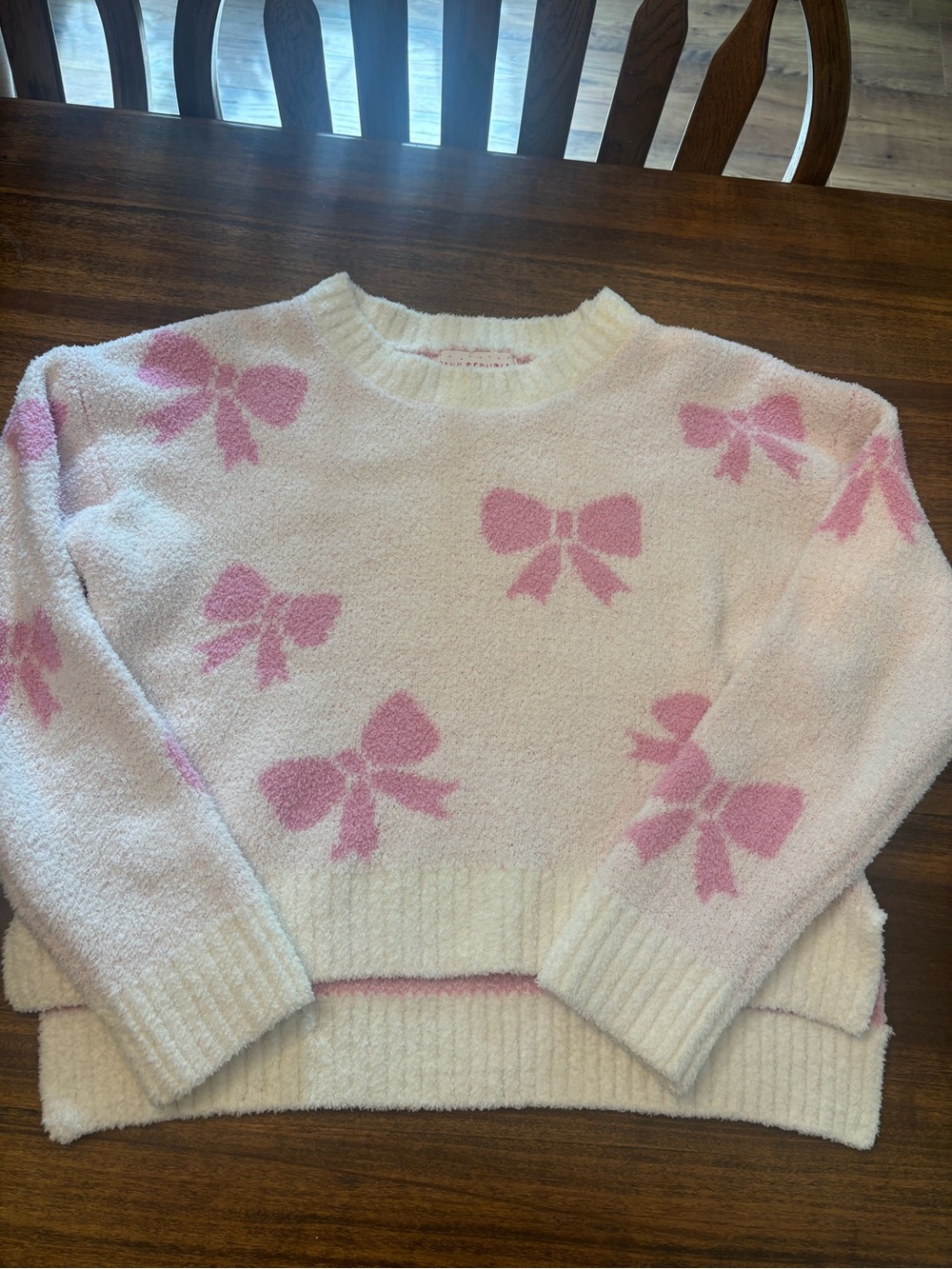 Pink Republic Cream Sweater with Pink Bow Motifs girls large